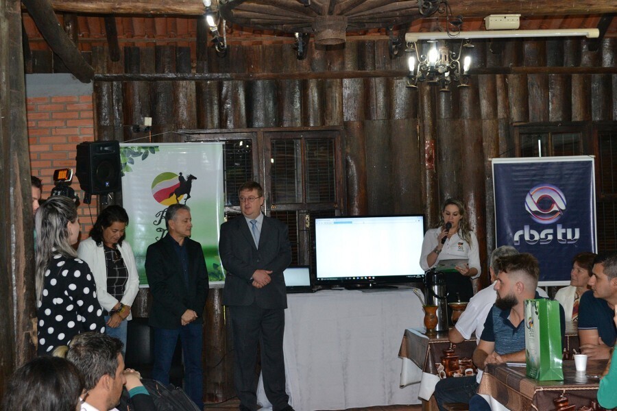 maior_0D7pkC57zTudGW7798G2wtQs03dbIY-s.jpg