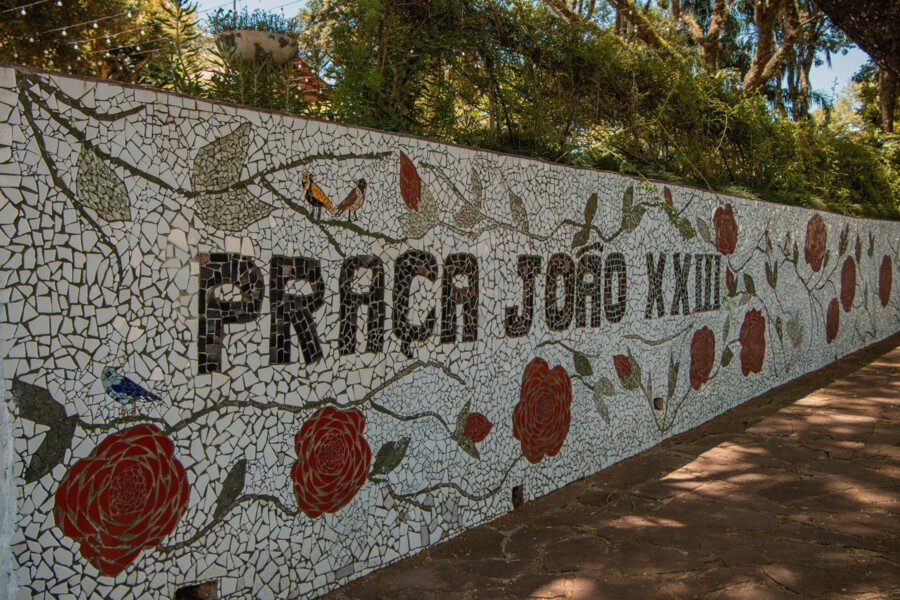praca-joao-xxiii-e-largo-adolfo-albino-werlang